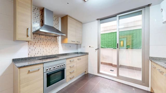 3 bedroom Flat for sale in Montserrat - € 172,000 (Ref: 9795944)