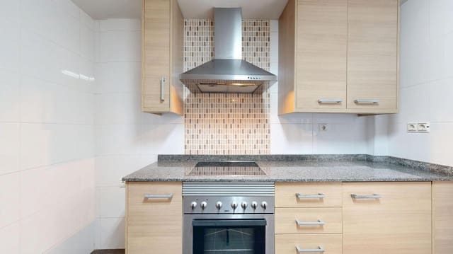 3 bedroom Flat for sale in Montserrat - € 172,000 (Ref: 9795944)