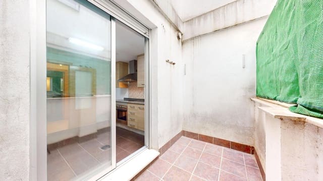 3 bedroom Flat for sale in Montserrat - € 172,000 (Ref: 9795944)