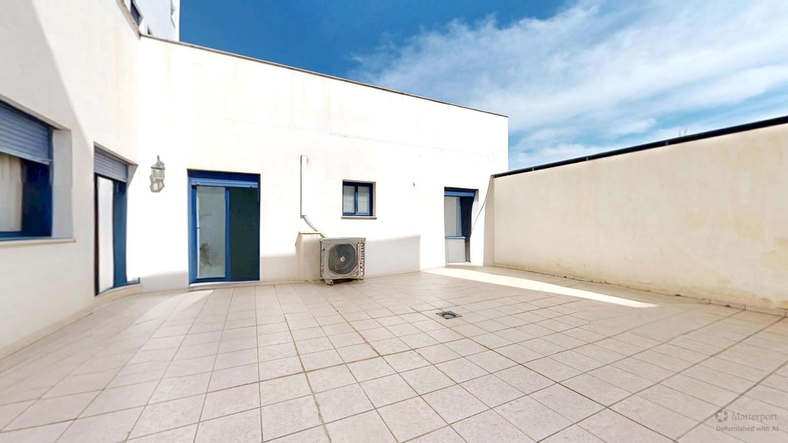 4 bedroom Flat for sale in Montserrat - € 198,000 (Ref: 9798154)