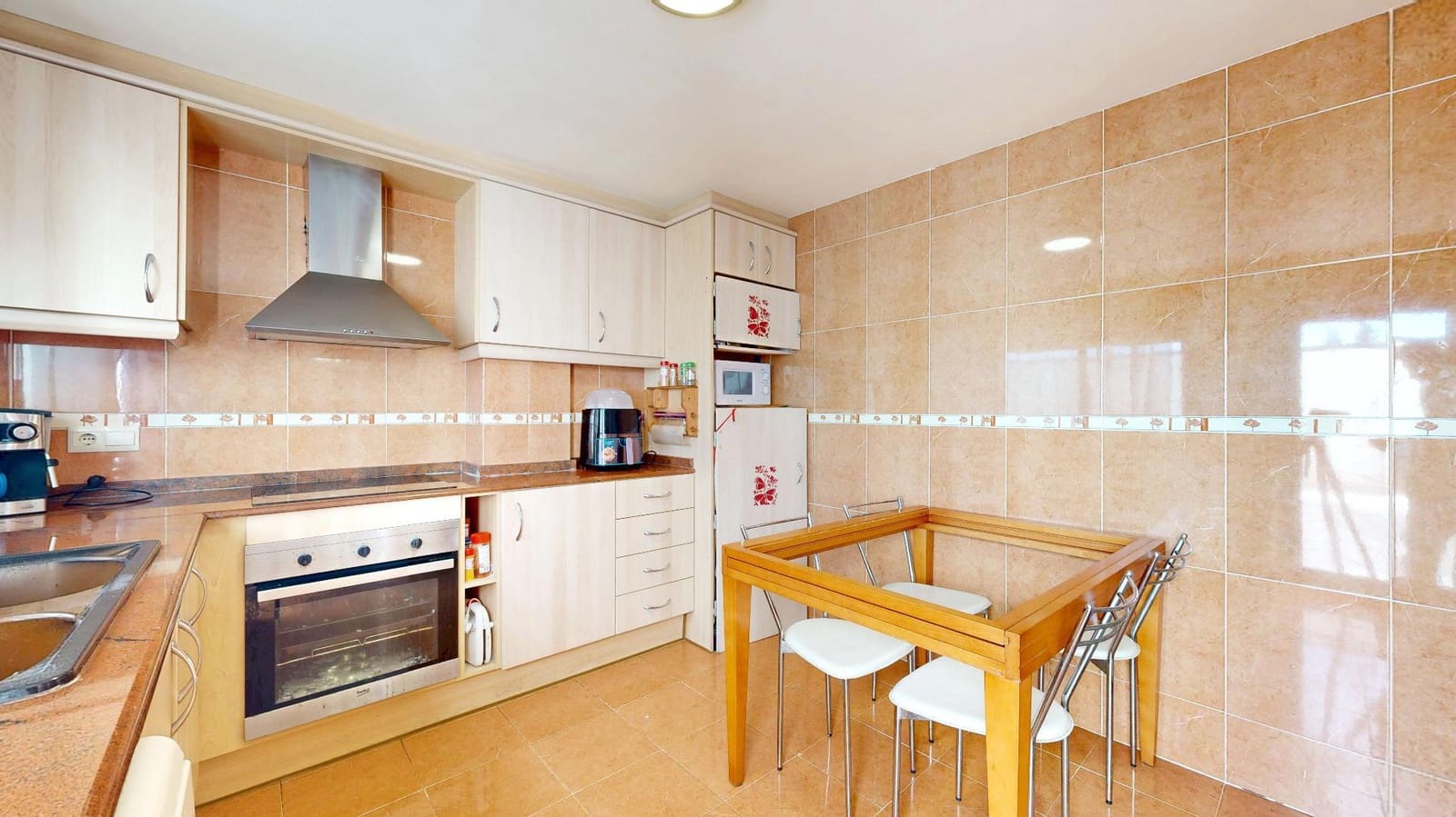 4 bedroom Flat for sale in Montserrat - € 198,000 (Ref: 9798154)