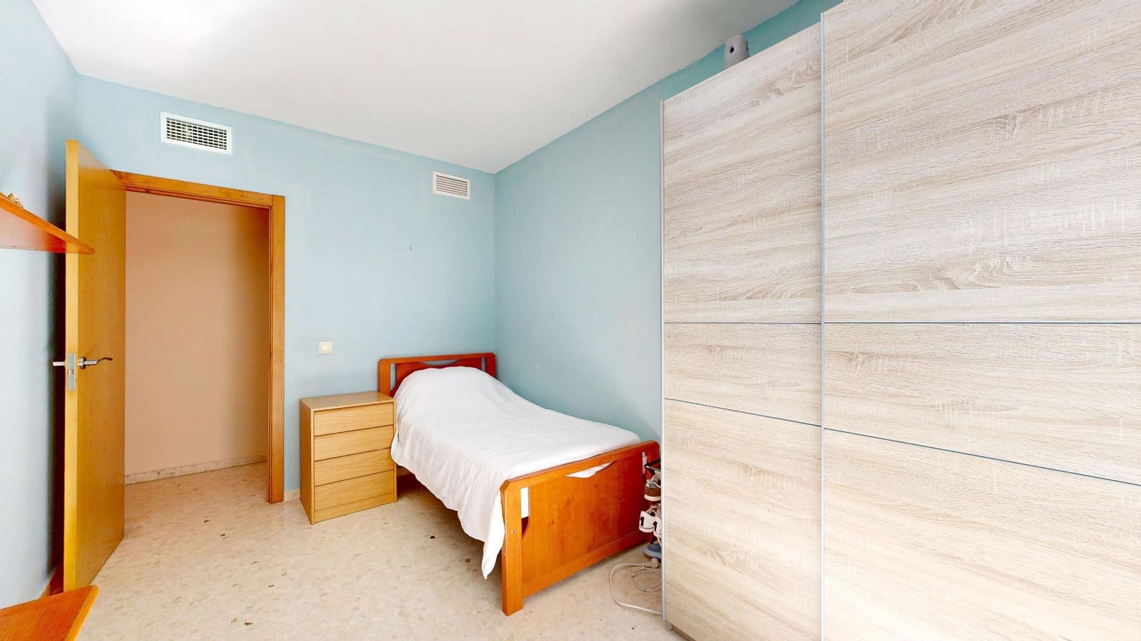 4 bedroom Flat for sale in Montserrat - € 198,000 (Ref: 9798154)