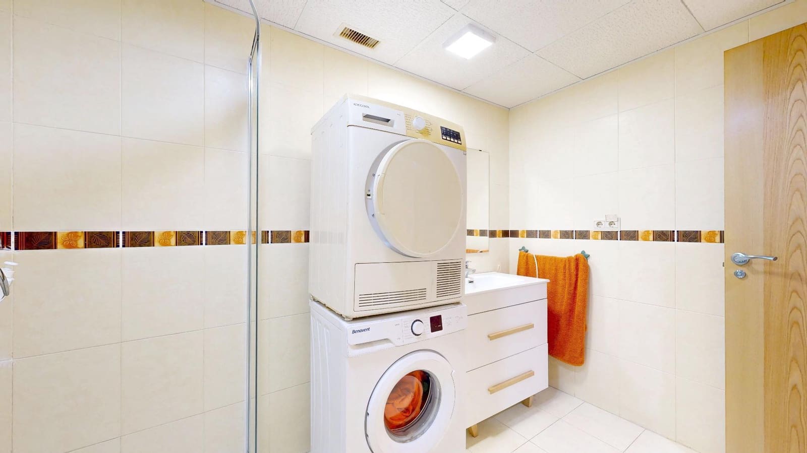 4 bedroom Flat for sale in Montserrat - € 198,000 (Ref: 9798154)