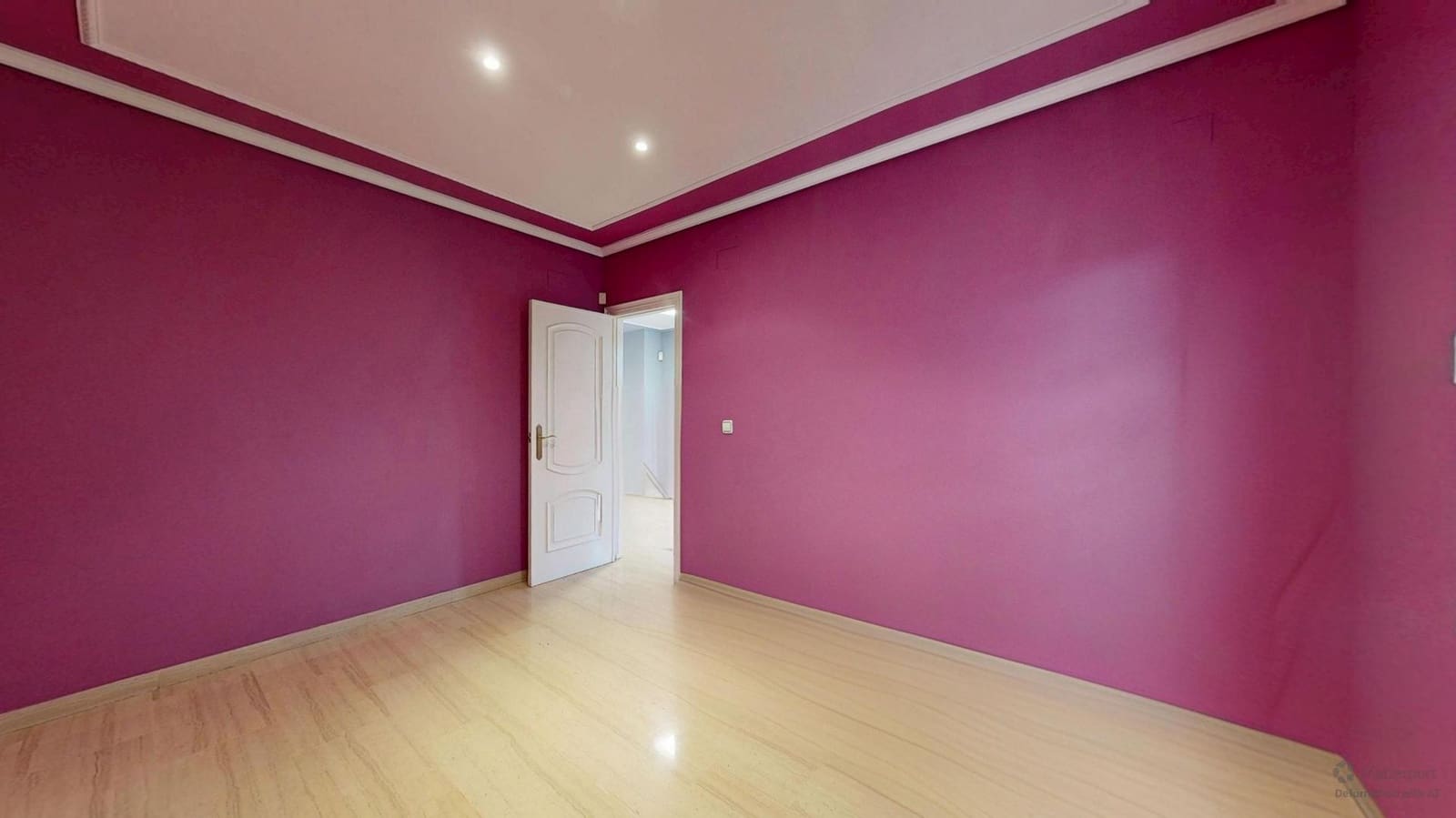 6 bedroom Villa for sale in Torrent with pool - € 900,000 (Ref: 9809396)