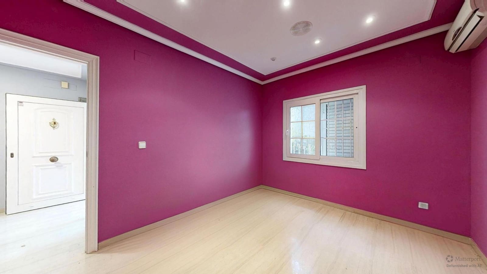 6 bedroom Villa for sale in Torrent with pool - € 900,000 (Ref: 9809396)