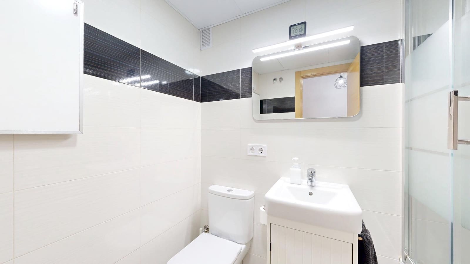 2 bedroom Flat for sale in Torrent - € 201,500 (Ref: 9812621)