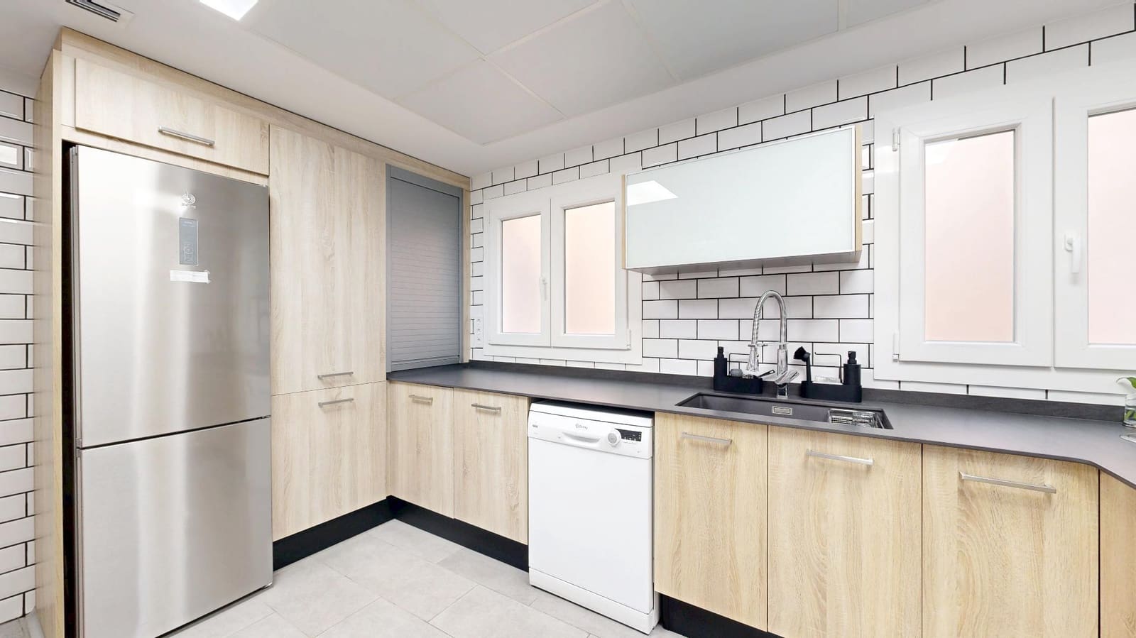 2 bedroom Flat for sale in Torrent - € 201,500 (Ref: 9812621)