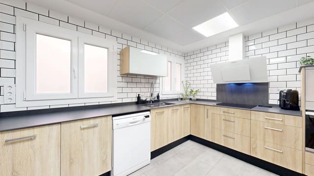 2 bedroom Flat for sale in Torrent - € 201,500 (Ref: 9812621)