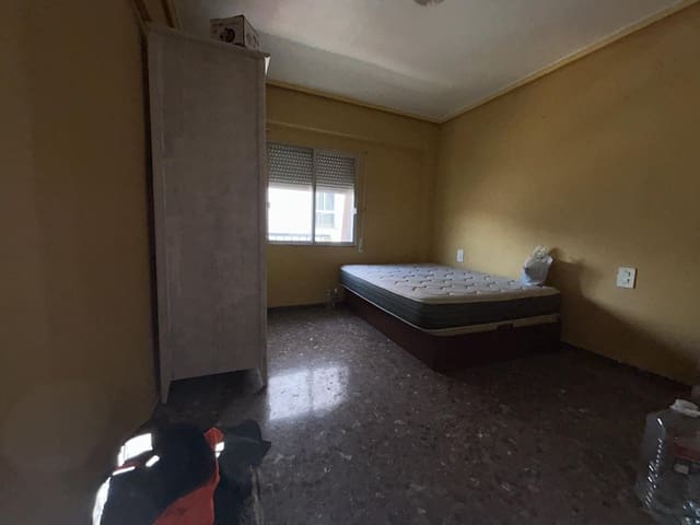 4 quarto Apartamento para venda em Picassent - 160 000 € (Ref: 9819616)