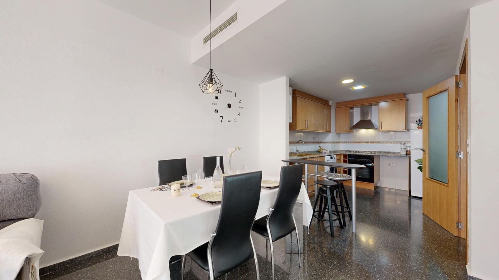 1 chambre Appartement à vendre à Torrent avec piscine - 195 000 € (Ref: 9821670)