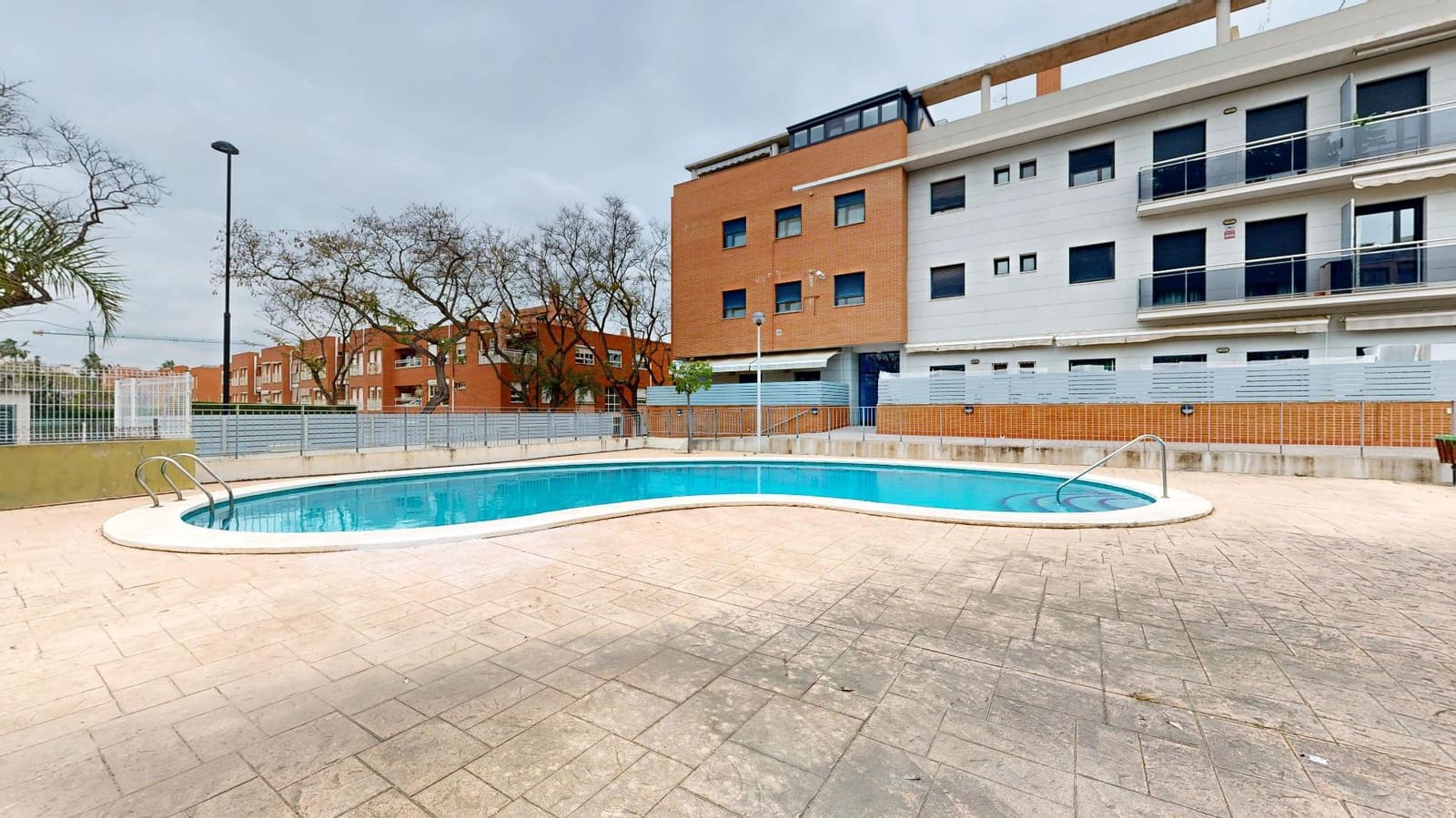 1 chambre Appartement à vendre à Torrent avec piscine - 195 000 € (Ref: 9821670)