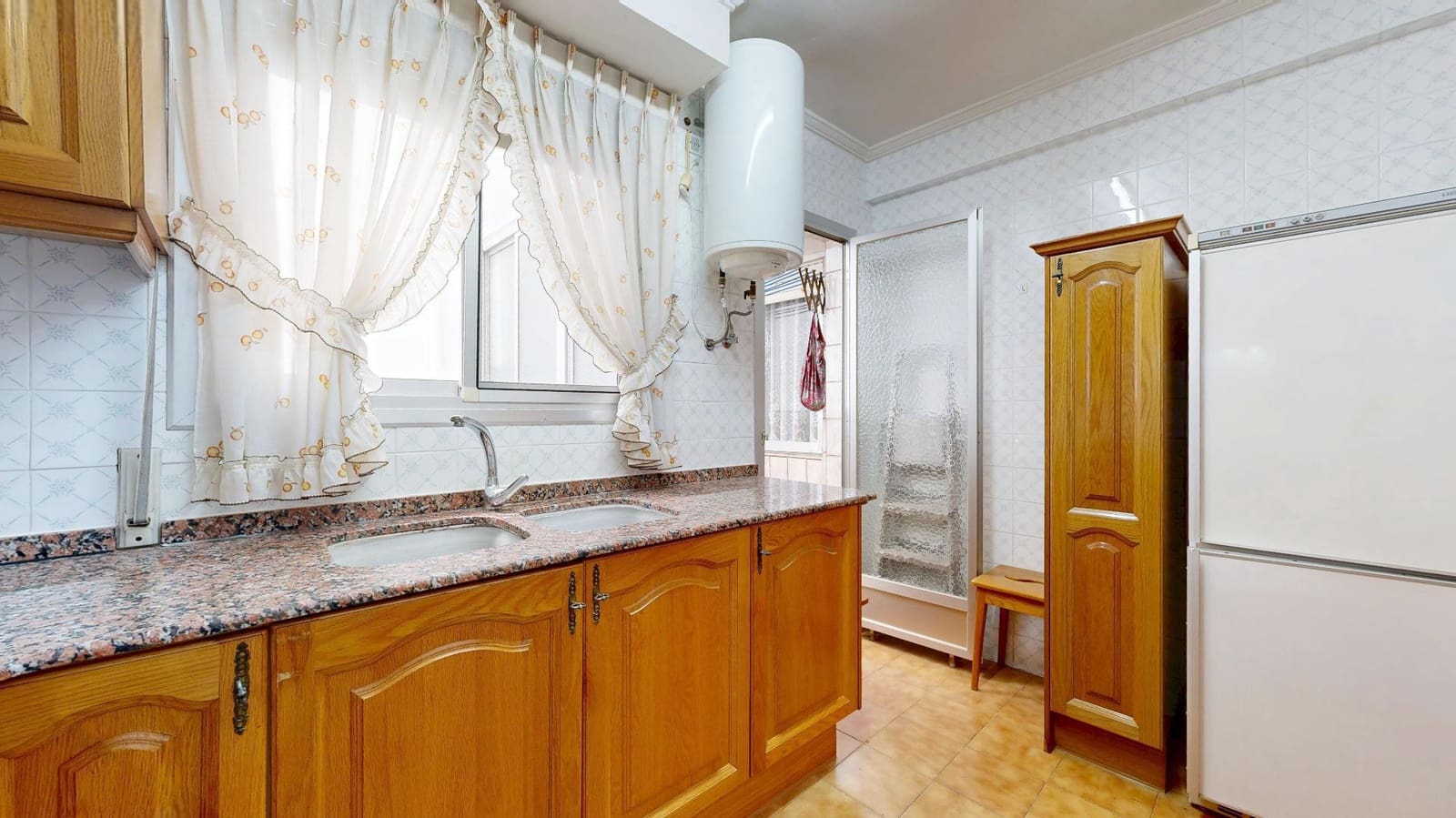 4 bedroom Flat for sale in Torrent - € 270,000 (Ref: 9847578)