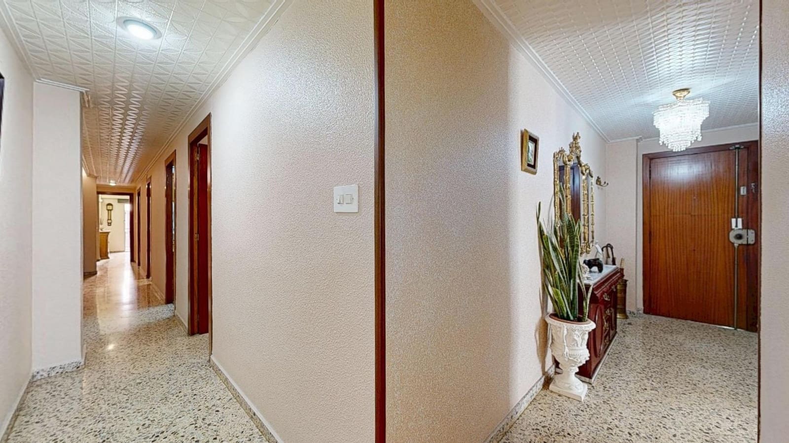 4 bedroom Flat for sale in Torrent - € 270,000 (Ref: 9847578)