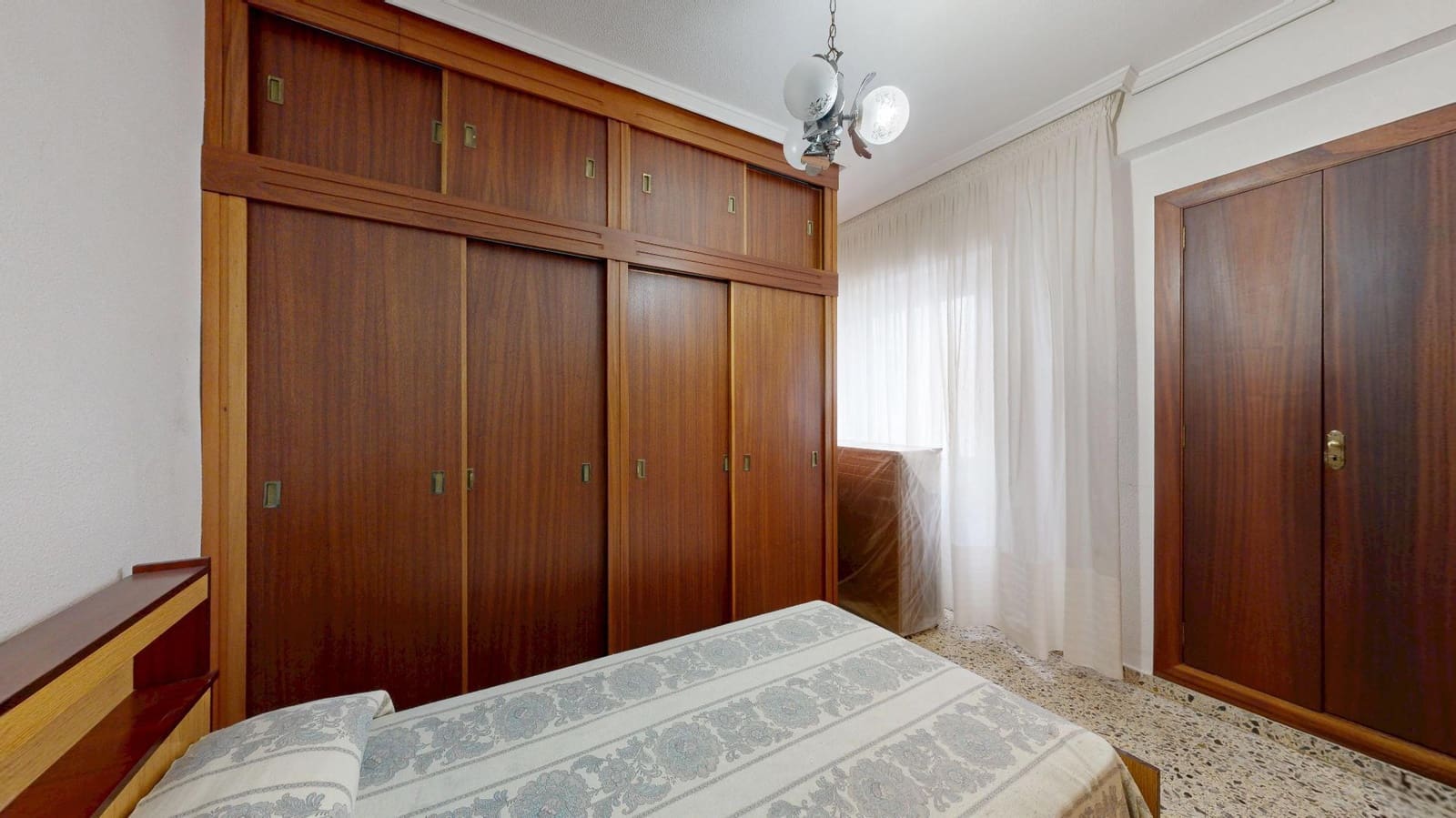 4 bedroom Flat for sale in Torrent - € 270,000 (Ref: 9847578)