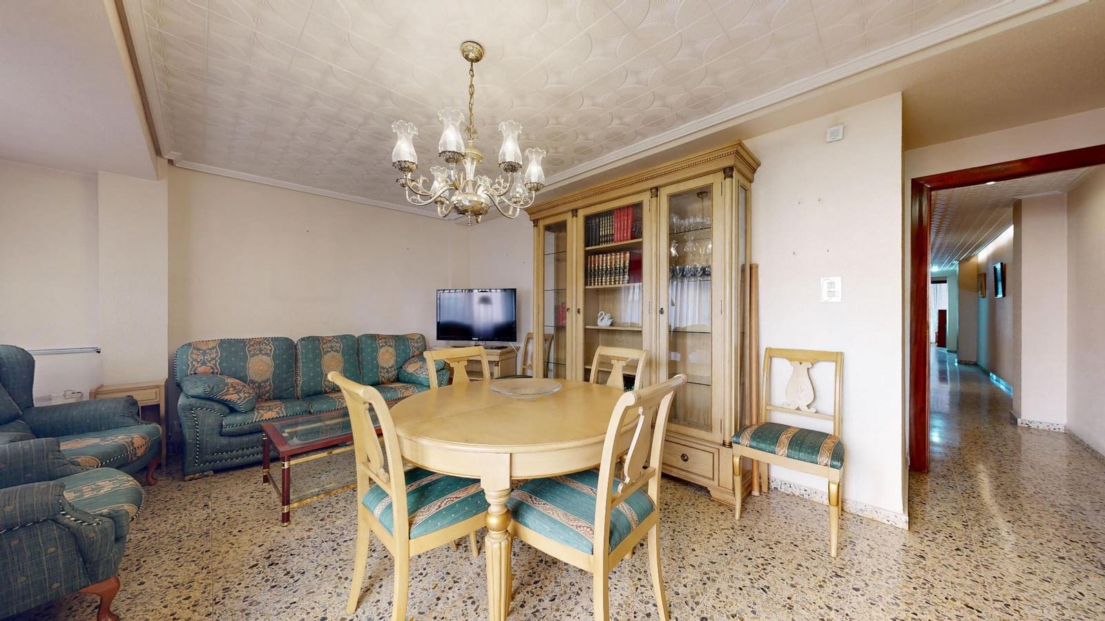 4 bedroom Flat for sale in Torrent - € 270,000 (Ref: 9847578)