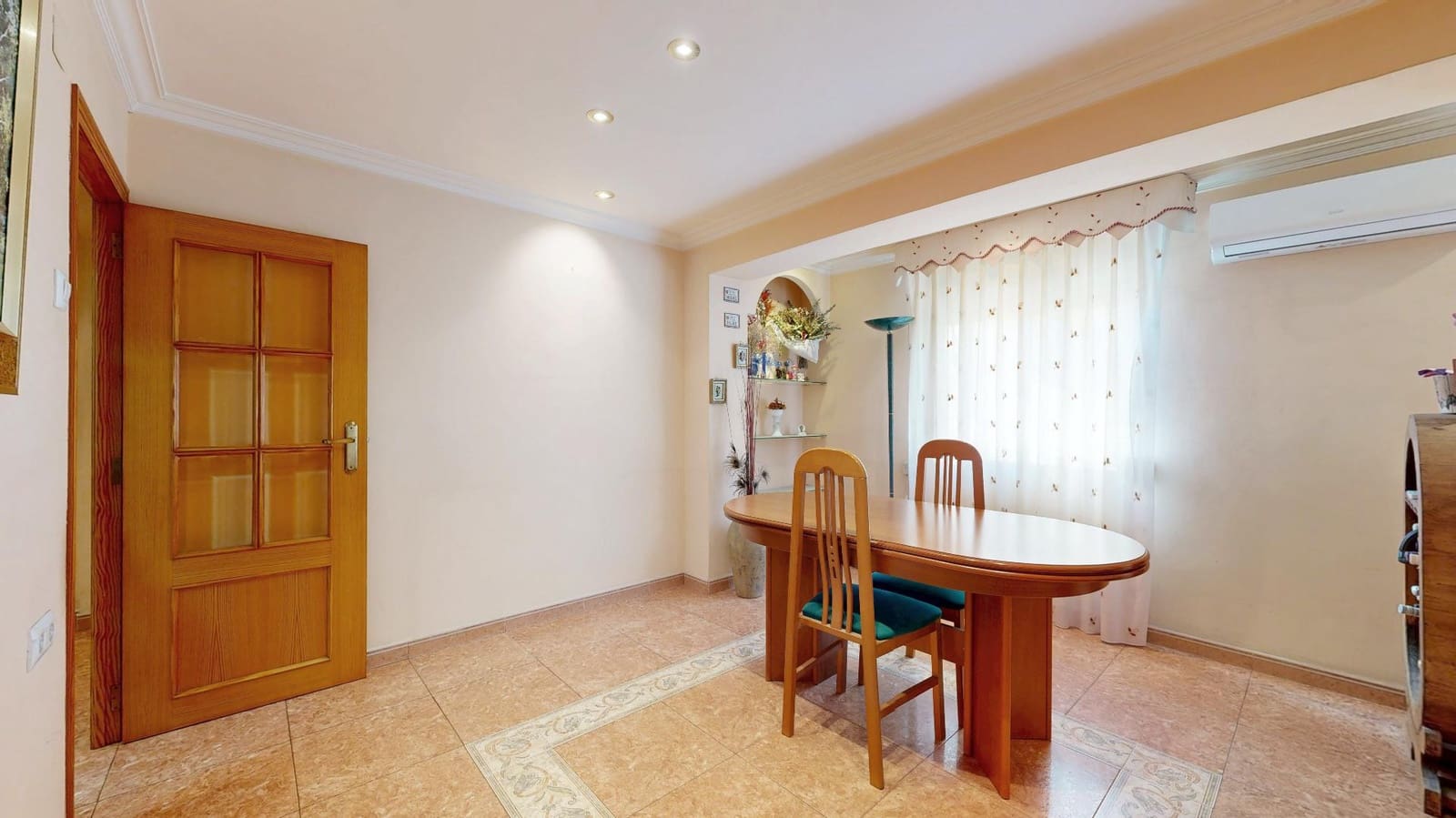 2 bedroom Flat for sale in Aldaia - € 165,000 (Ref: 9863716)