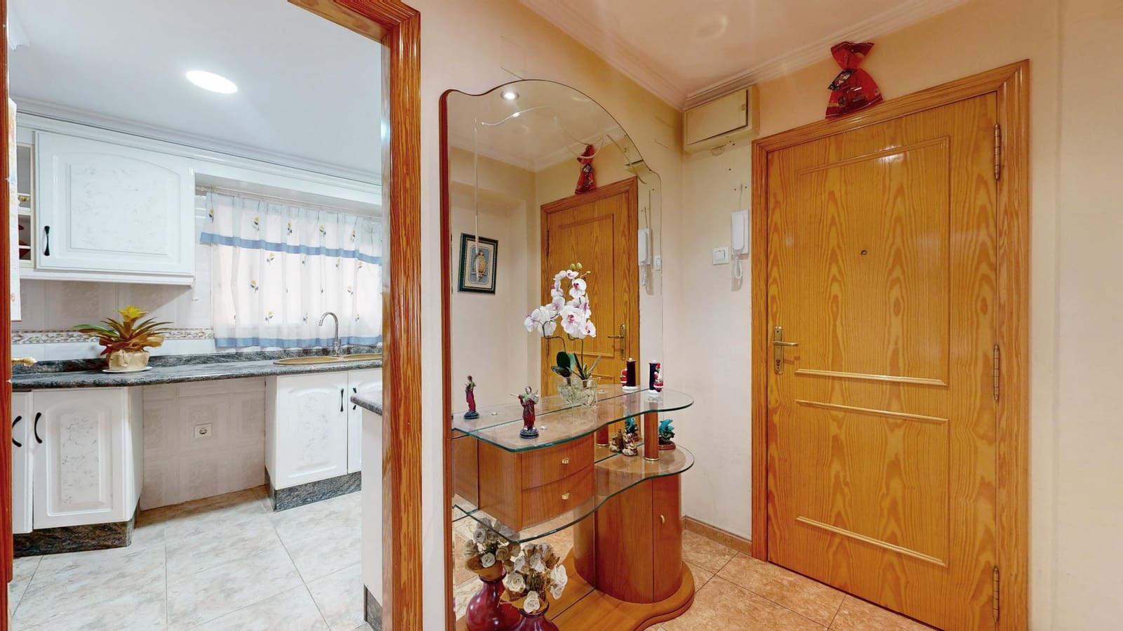 2 bedroom Flat for sale in Aldaia - € 165,000 (Ref: 9863716)