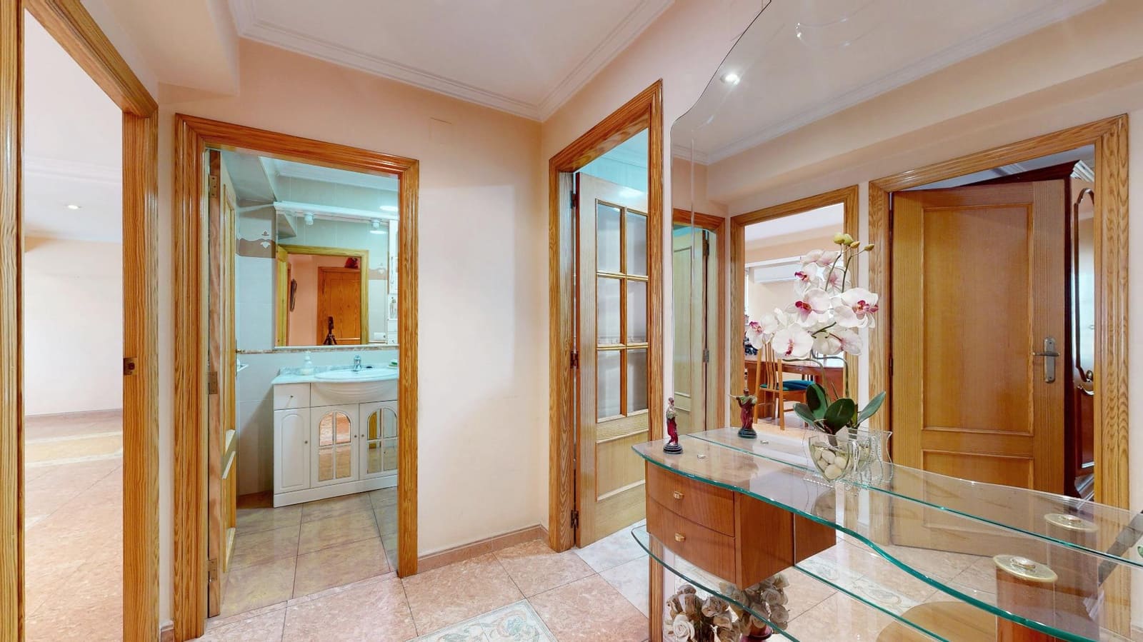 2 bedroom Flat for sale in Aldaia - € 165,000 (Ref: 9863716)