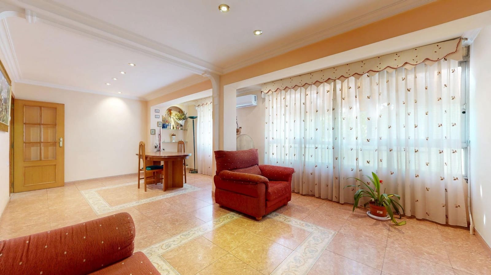 2 bedroom Flat for sale in Aldaia - € 165,000 (Ref: 9863716)