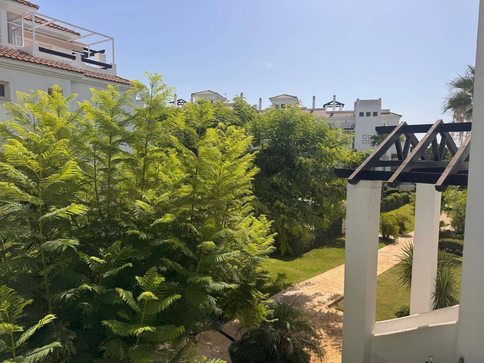 2 sovrum Lägenhet till salu i Manilva med pool garage - 325 000 € (Ref: 10017022)