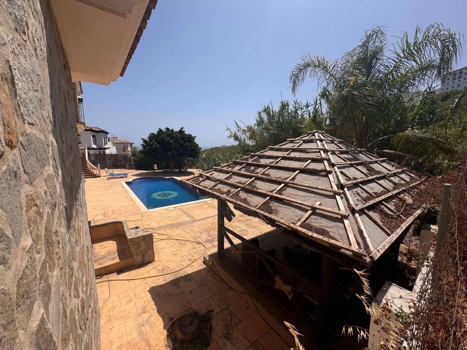5 bedroom Finca/Country House for sale in Manilva with pool garage - € 895,000 (Ref: 10020113)