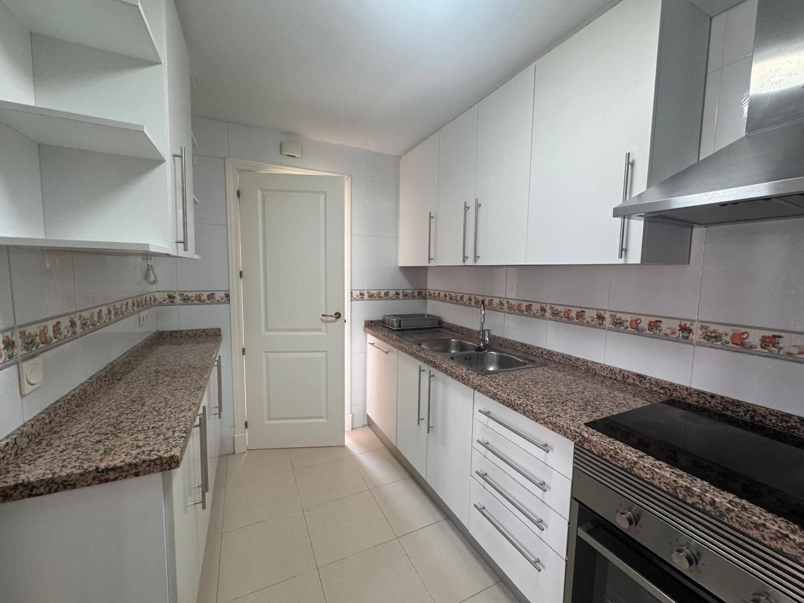 3 sovrum Takvåning till salu i Manilva med pool garage - 499 000 € (Ref: 10033415)