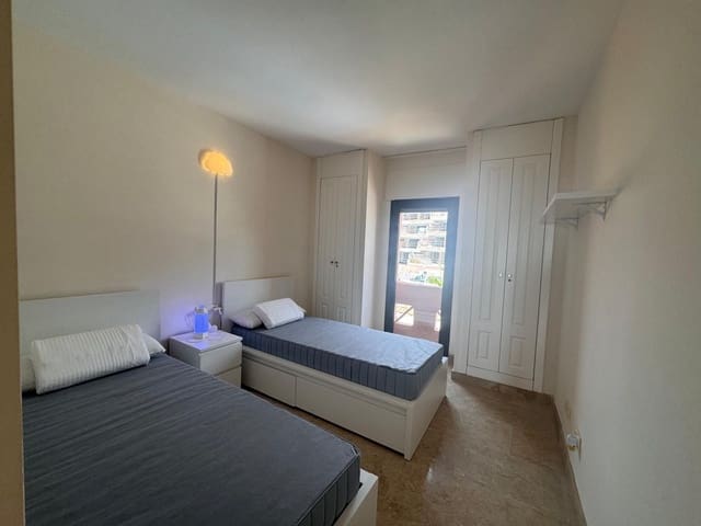 3 sovrum Takvåning till salu i Manilva med pool garage - 499 000 € (Ref: 10033415)