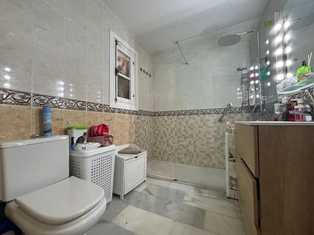 1 soveværelse Lejlighed til salg i Puerto de la Duquesa, Manilva - € 219.000 (Ref: 10088811)