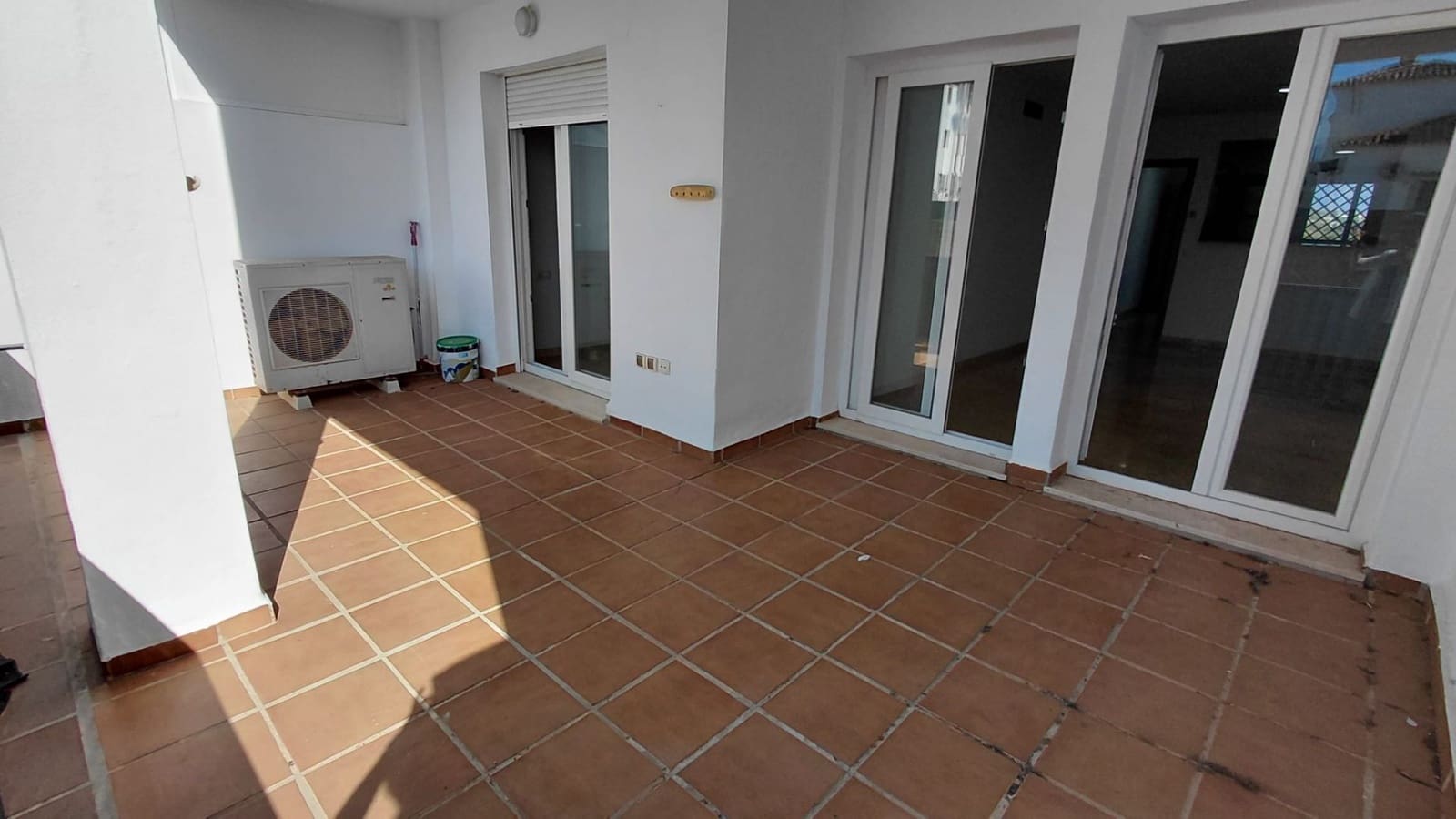 2 slaapkamer Appartement te koop in Manilva met zwembad garage - € 260.000 (Ref: 10099639)