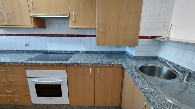 2 makuuhuone Huoneisto myytävänä paikassa Manilva mukana uima-altaan 
autotalli - 260 000 € (Ref: 10099639)