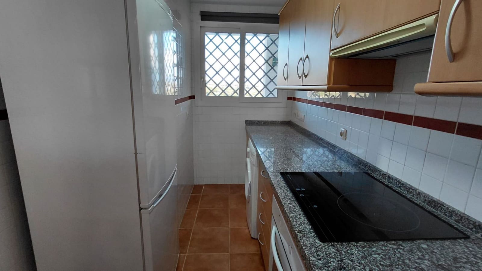 2 slaapkamer Appartement te koop in Manilva met zwembad garage - € 260.000 (Ref: 10099639)