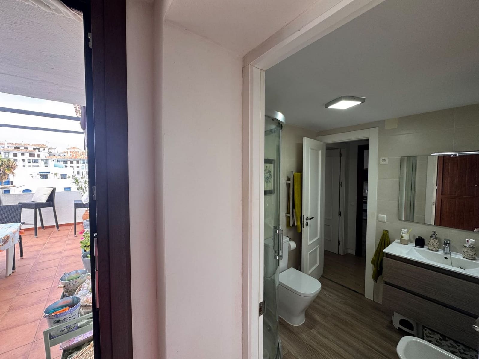 2 sovrum Takvåning till salu i Manilva med pool garage - 299 000 € (Ref: 10148276)