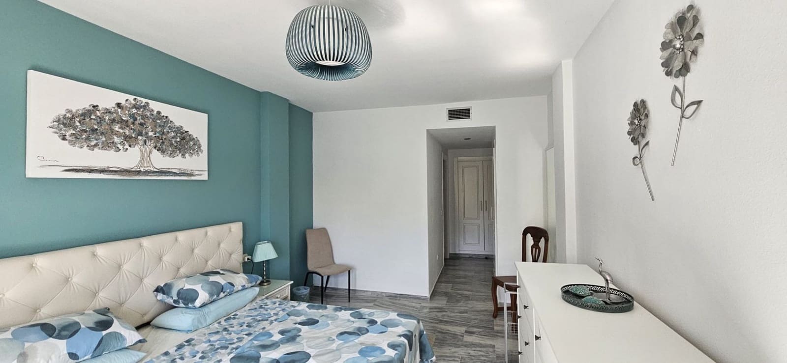 2 makuuhuone Kattohuoneisto myytävänä paikassa La Duquesa / Puerto de la Duquesa mukana uima-altaan - 340 000 € (Ref: 10166058)