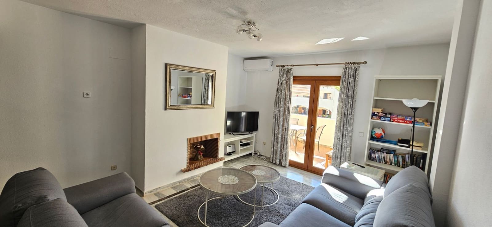 2 makuuhuone Kattohuoneisto myytävänä paikassa La Duquesa / Puerto de la Duquesa mukana uima-altaan - 340 000 € (Ref: 10166058)