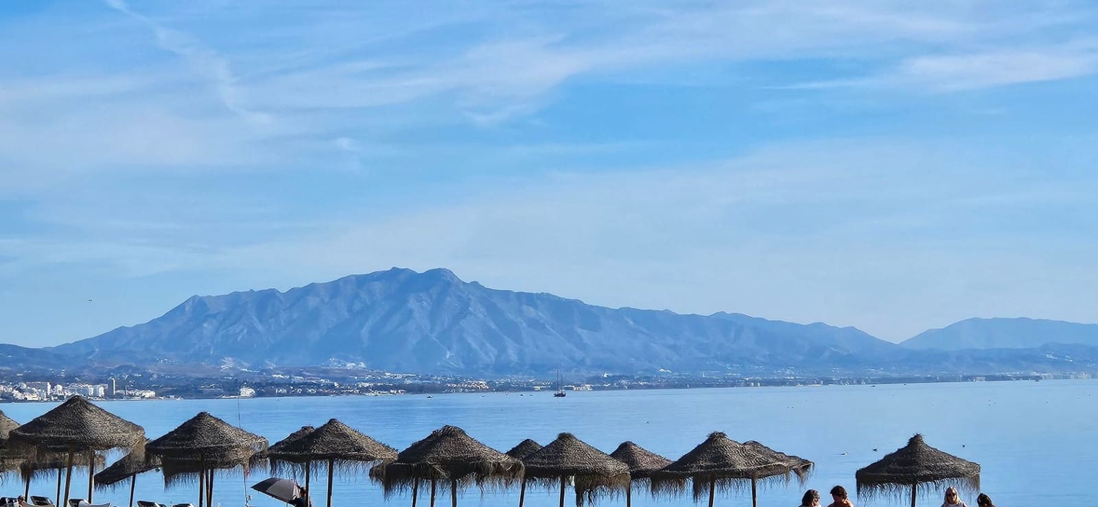 2 makuuhuone Kattohuoneisto myytävänä paikassa La Duquesa / Puerto de la Duquesa mukana uima-altaan - 340 000 € (Ref: 10166058)