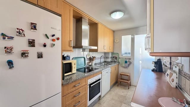 2 Zimmer Penthouse zu verkaufen in Manilva mit Pool Garage - 370.000 € (Ref: 10173140)