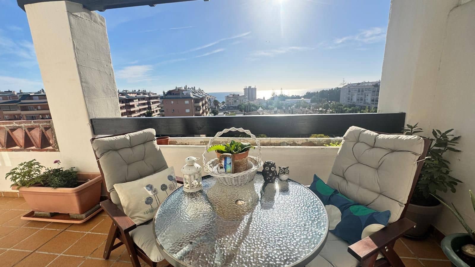 2 bedroom Penthouse for sale in Manilva with pool garage - € 370,000 (Ref: 10173140)