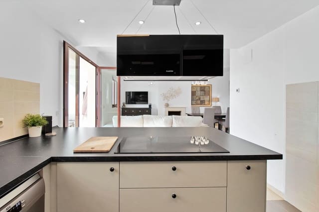 3 soverom Kjedet enebolig til salgs i Casares med svømmebasseng garasje - € 480 000 (Ref: 10176275)