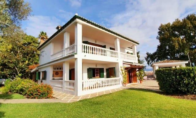 5 camera da letto Villa in vendita in Puerto de la Duquesa, Manilva con piscina garage - 1.750.000 € (Rif: 6518173)