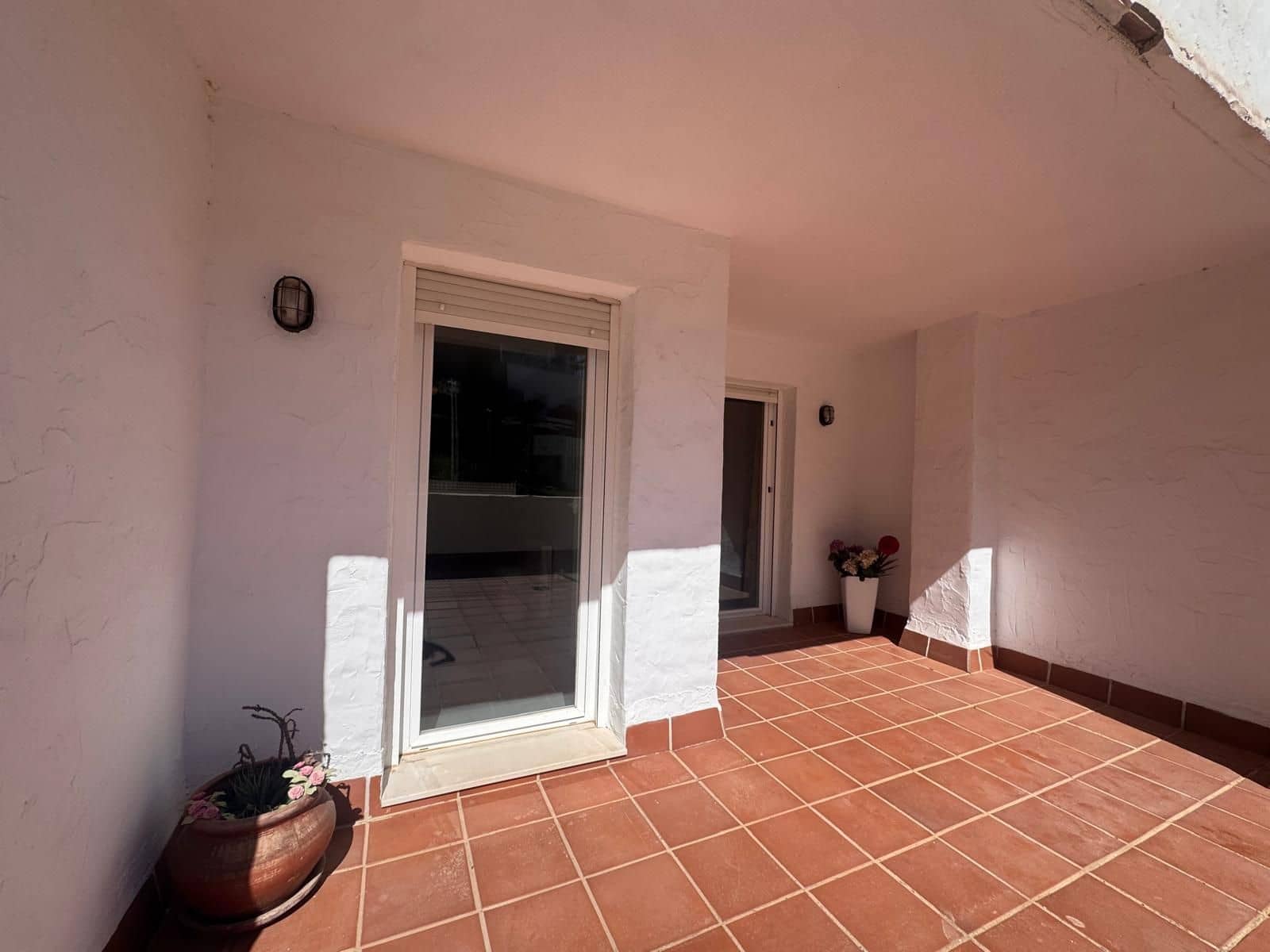 2 sovrum Lägenhet till salu i La Duquesa / Puerto de la Duquesa med pool garage - 275 000 € (Ref: 6732420)