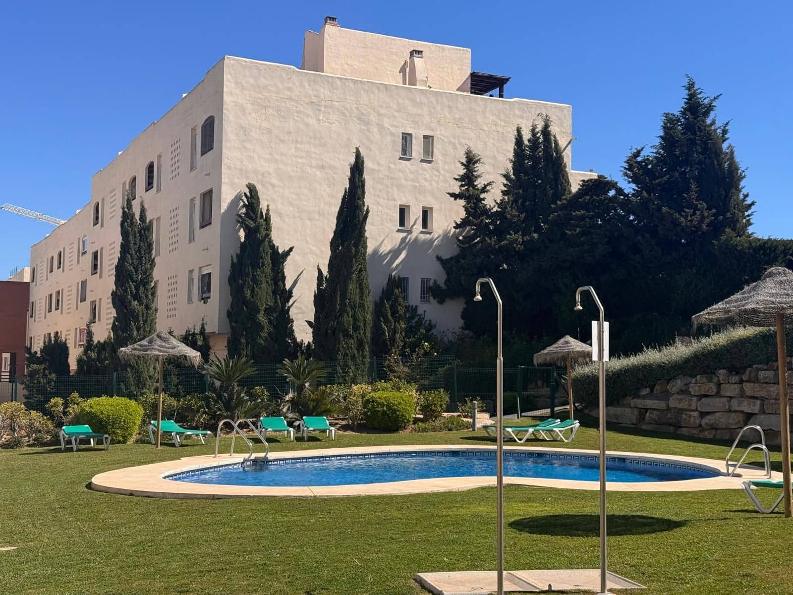 2 sovrum Lägenhet till salu i La Duquesa / Puerto de la Duquesa med pool garage - 275 000 € (Ref: 6732420)