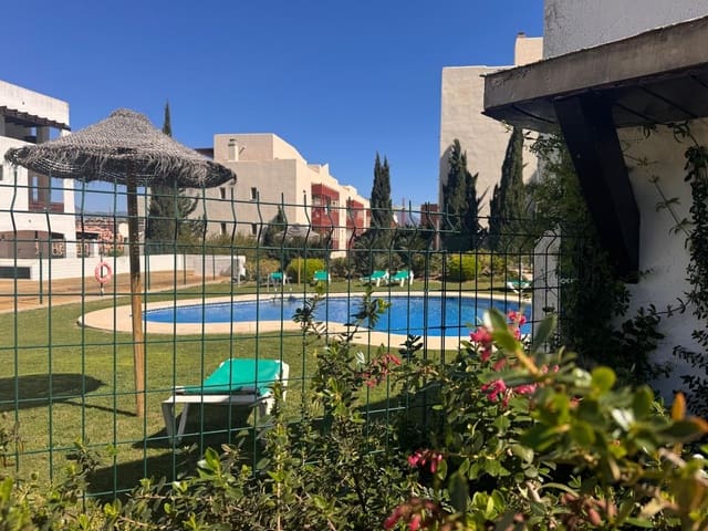 2 sovrum Lägenhet till salu i La Duquesa / Puerto de la Duquesa, Manilva med pool garage - 275 000 € (Ref: 6732420)