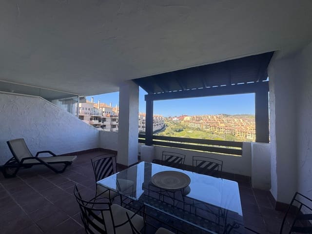 2 sovrum Lägenhet till salu i La Duquesa / Puerto de la Duquesa, Manilva med pool garage - 275 000 € (Ref: 6732420)