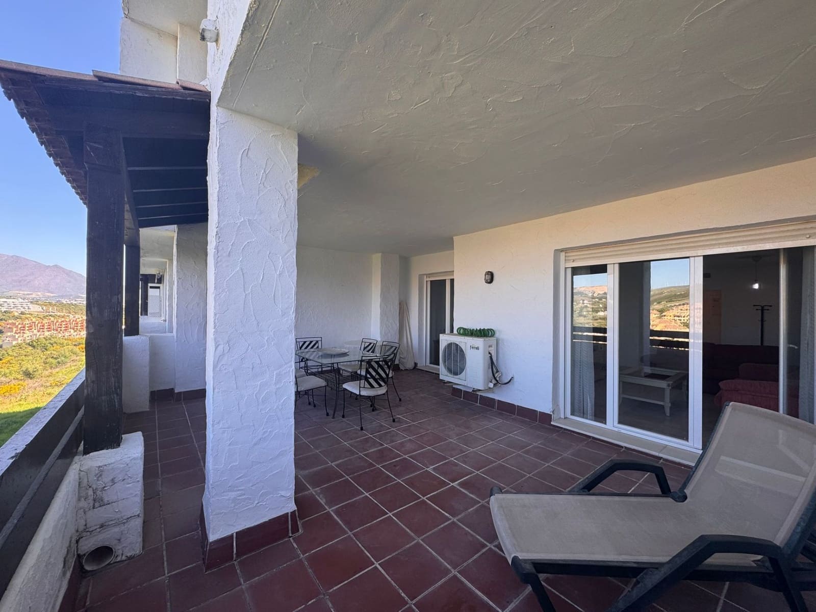 2 sovrum Lägenhet till salu i La Duquesa / Puerto de la Duquesa med pool garage - 275 000 € (Ref: 6732420)