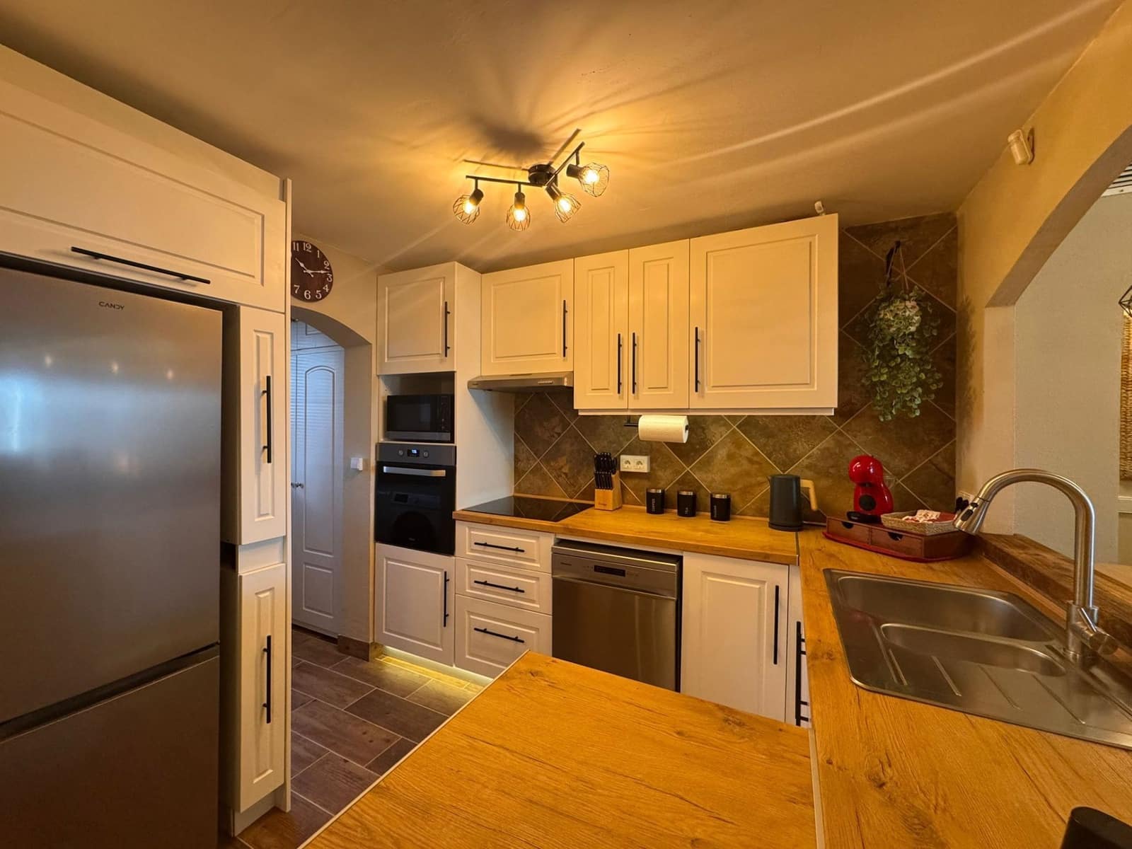 2 bedroom Apartment for sale in Manilva with pool garage - € 369,000 (Ref: 8287182)