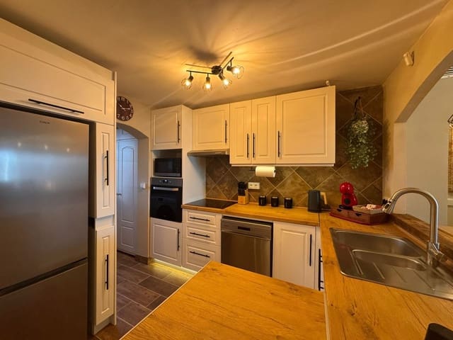 2 slaapkamer Appartement te koop in Manilva met zwembad garage - € 369.000 (Ref: 8287182)