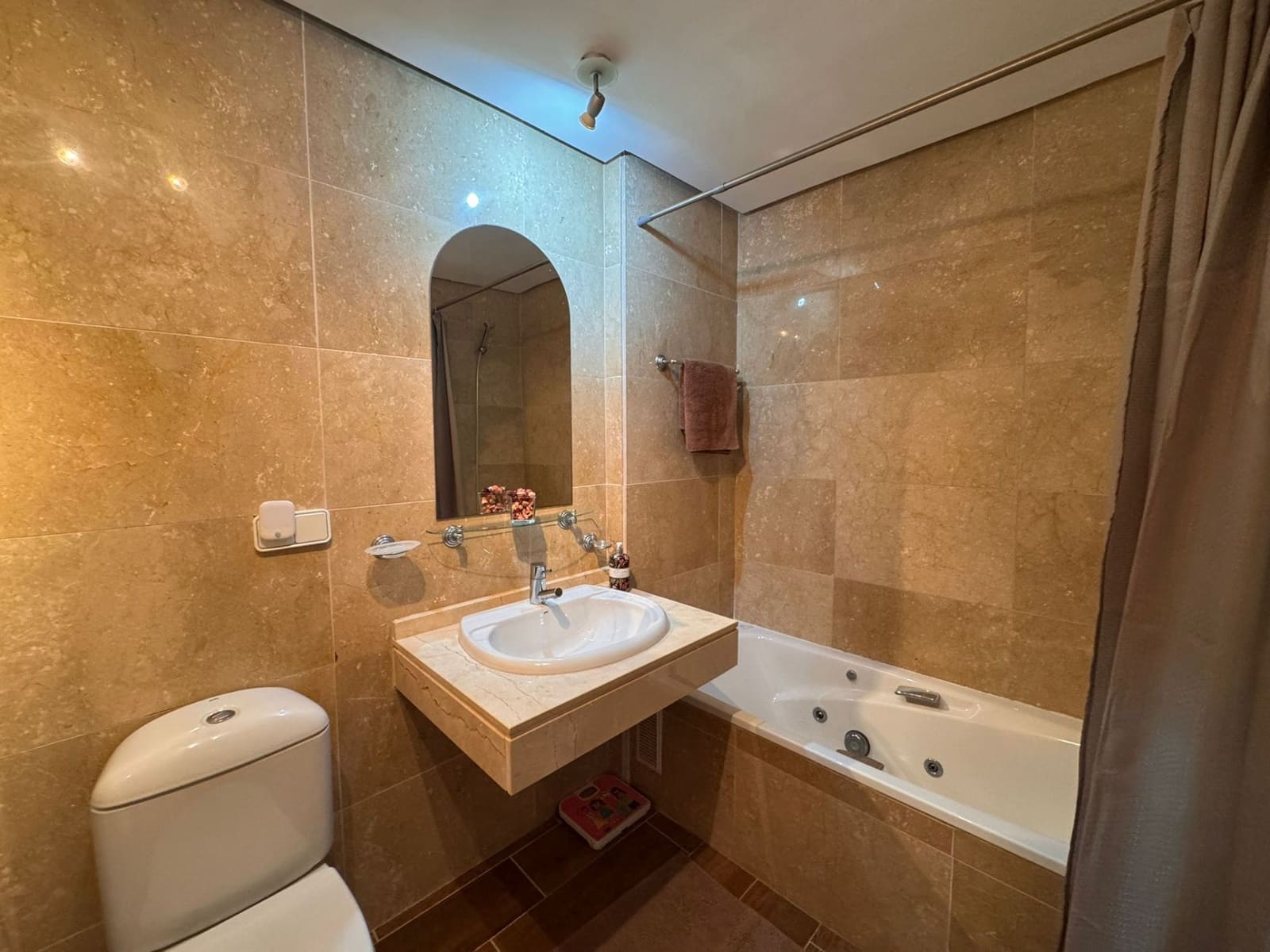 2 bedroom Apartment for sale in Manilva with pool garage - € 369,000 (Ref: 8287182)