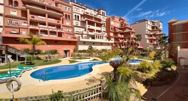 2 Zimmer Apartment zu verkaufen in La Duquesa / Puerto de la Duquesa, Manilva mit Pool Garage - 260.000 € (Ref: 8874004)