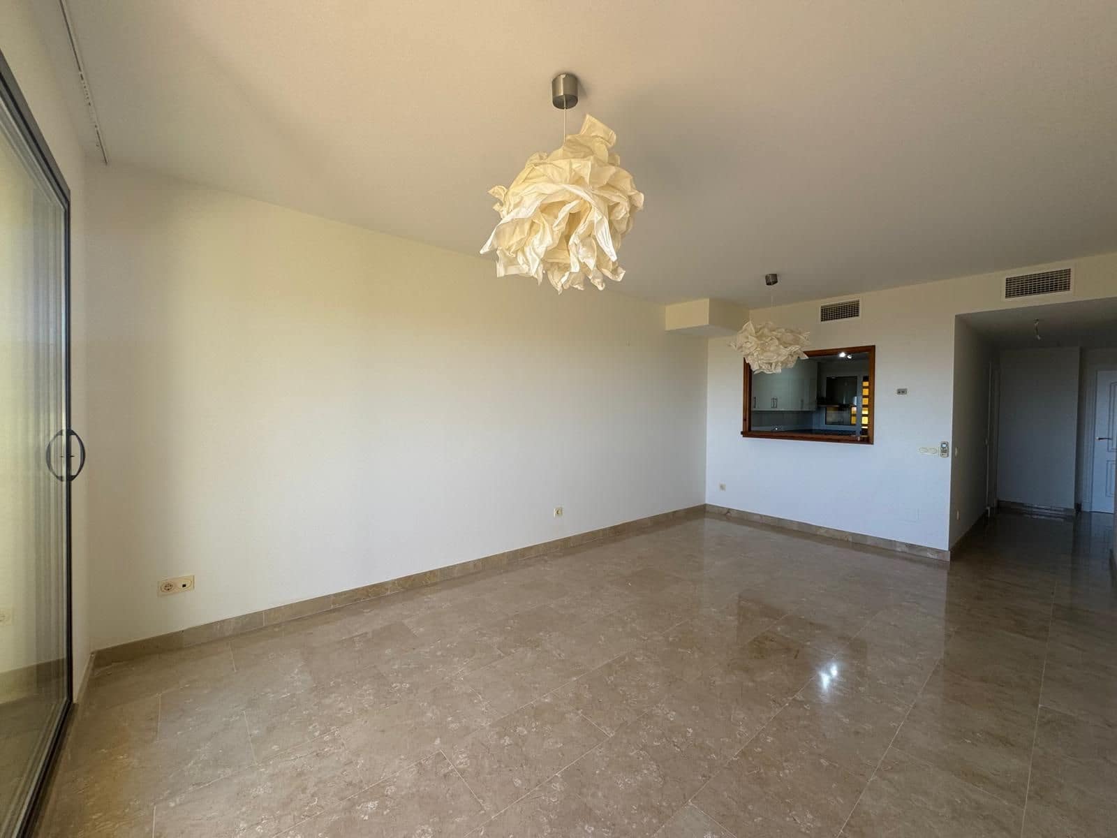 2 Zimmer Apartment zu verkaufen in Manilva mit Pool Garage - 275.000 € (Ref: 8954095)