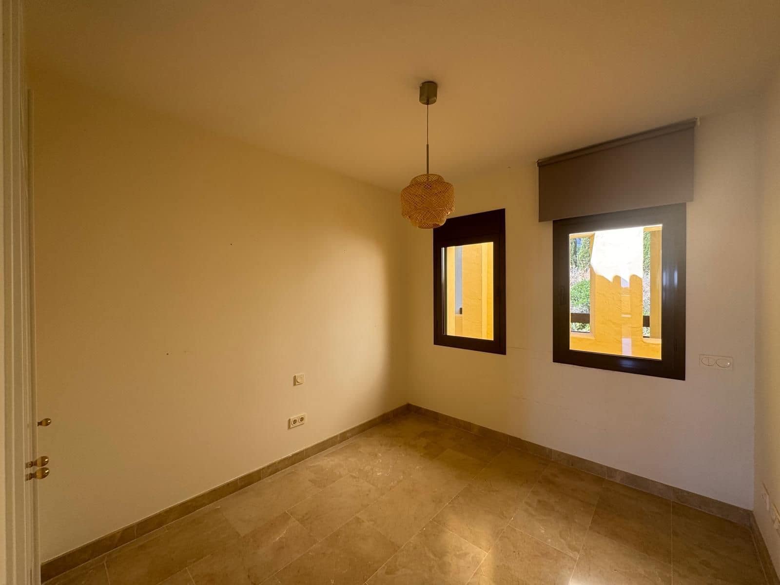 2 Zimmer Apartment zu verkaufen in Manilva mit Pool Garage - 275.000 € (Ref: 8954095)